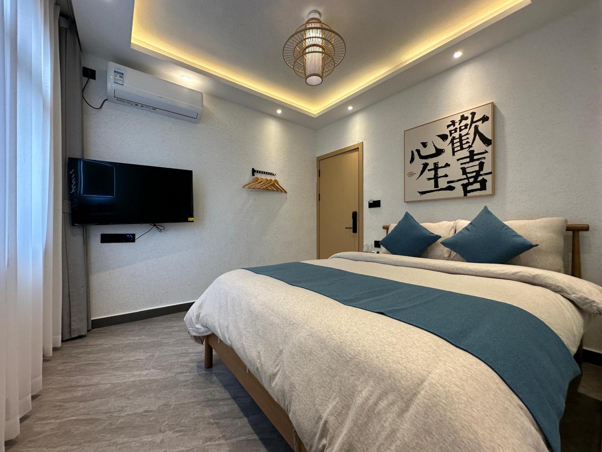 Yifangyan - Tingyuan Qingshe Hostel Fenghuang Bagian luar foto