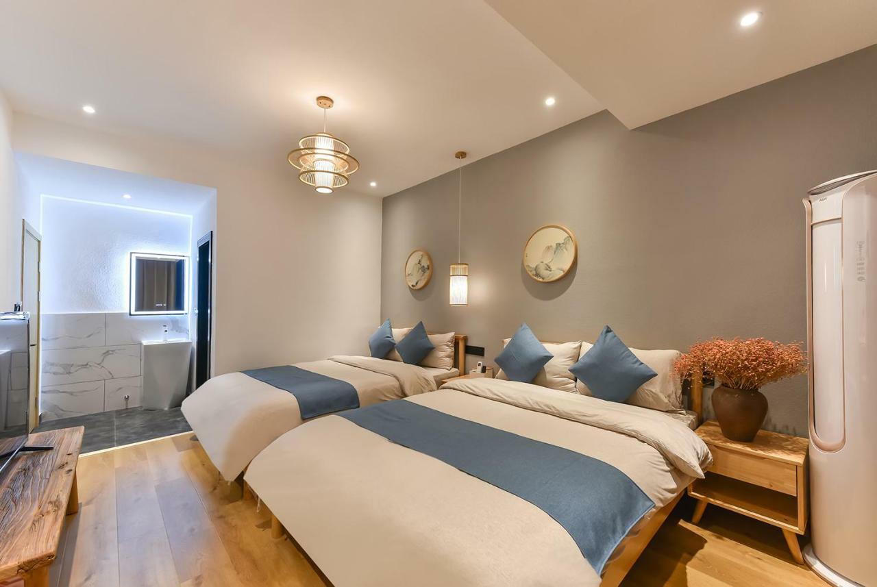 Yifangyan - Tingyuan Qingshe Hostel Fenghuang Bagian luar foto