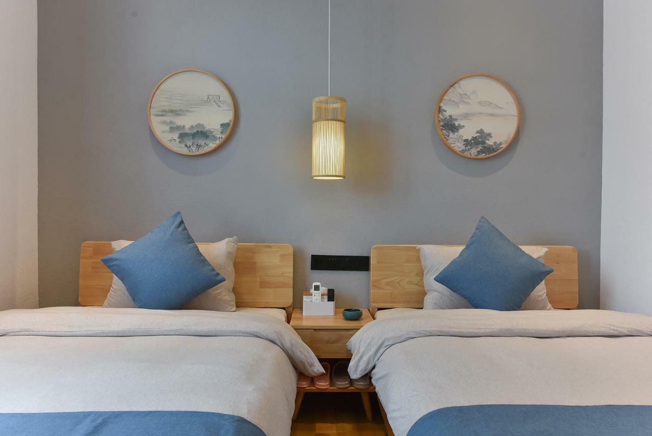 Yifangyan - Tingyuan Qingshe Hostel Fenghuang Bagian luar foto
