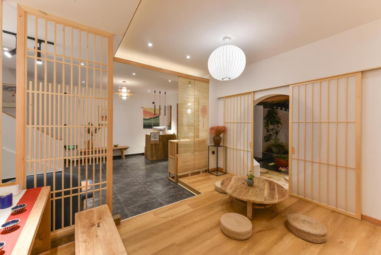 Yifangyan - Tingyuan Qingshe Hostel Fenghuang Bagian luar foto